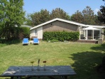 Grote omgroeide tuin
